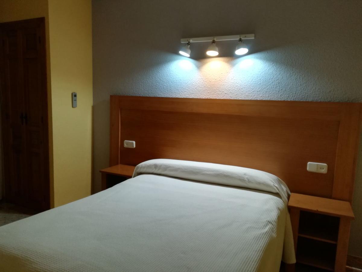 Hostal Venta Del Peral Cullar de Baza ภายนอก รูปภาพ