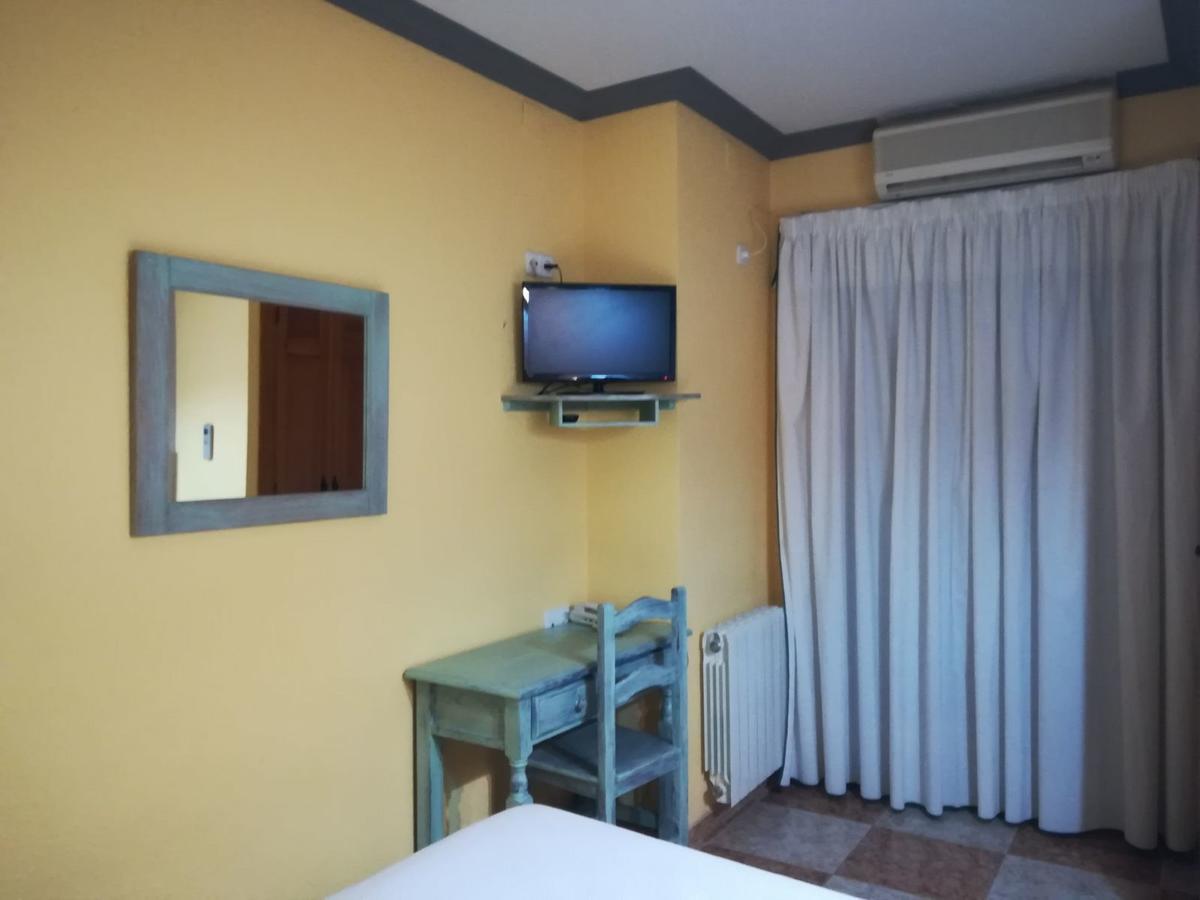 Hostal Venta Del Peral Cullar de Baza ภายนอก รูปภาพ