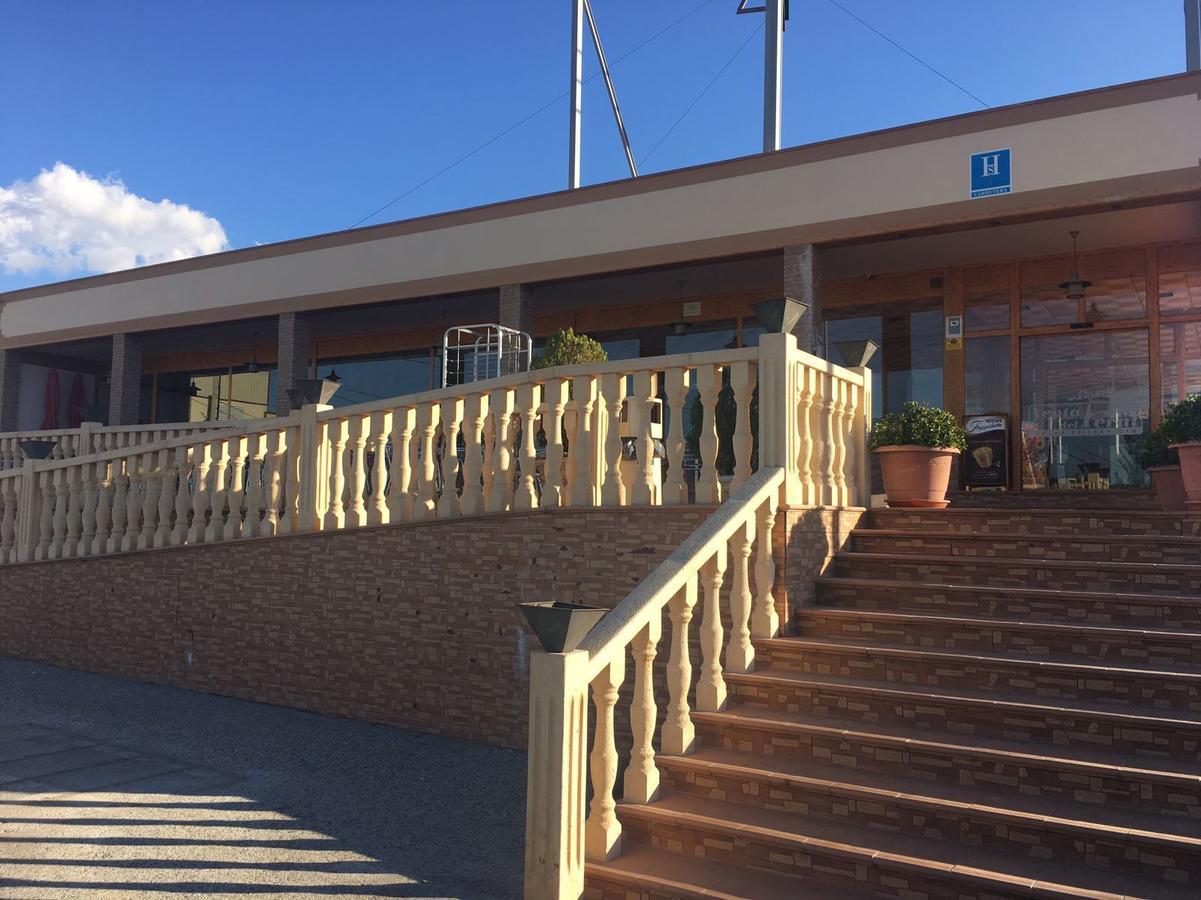 Hostal Venta Del Peral Cullar de Baza ภายนอก รูปภาพ