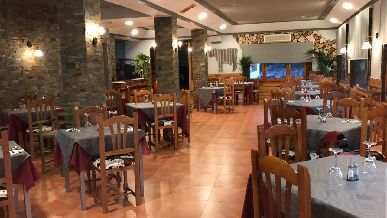 Hostal Venta Del Peral Cullar de Baza ภายนอก รูปภาพ